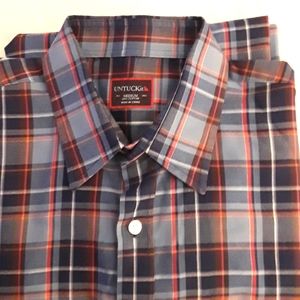 Untuckit mens shirt medium
